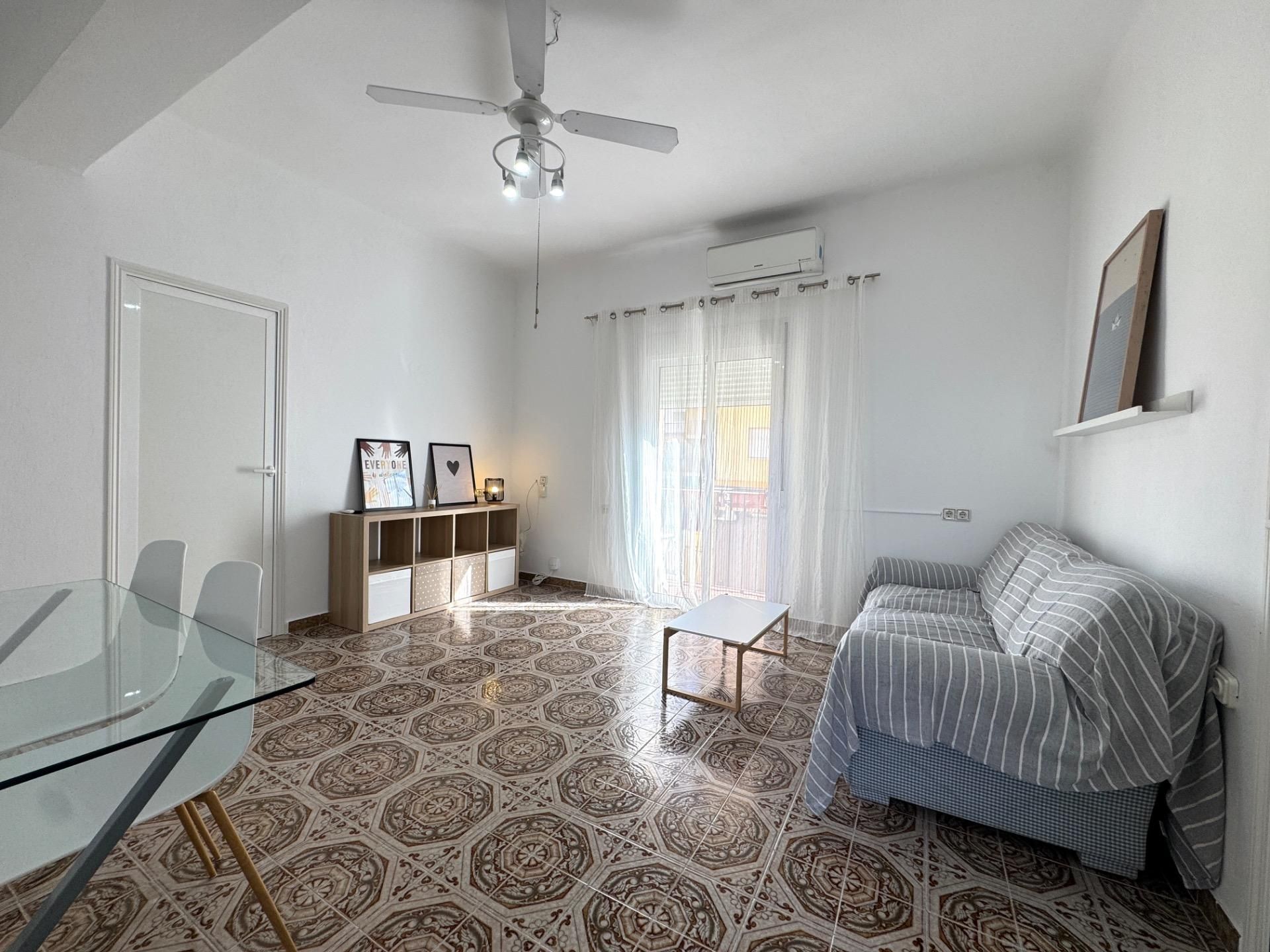 Sala d'estar de Pis de lloguer en Alicante / Alacant amb Aire condicionat, Calefacció i Terrassa