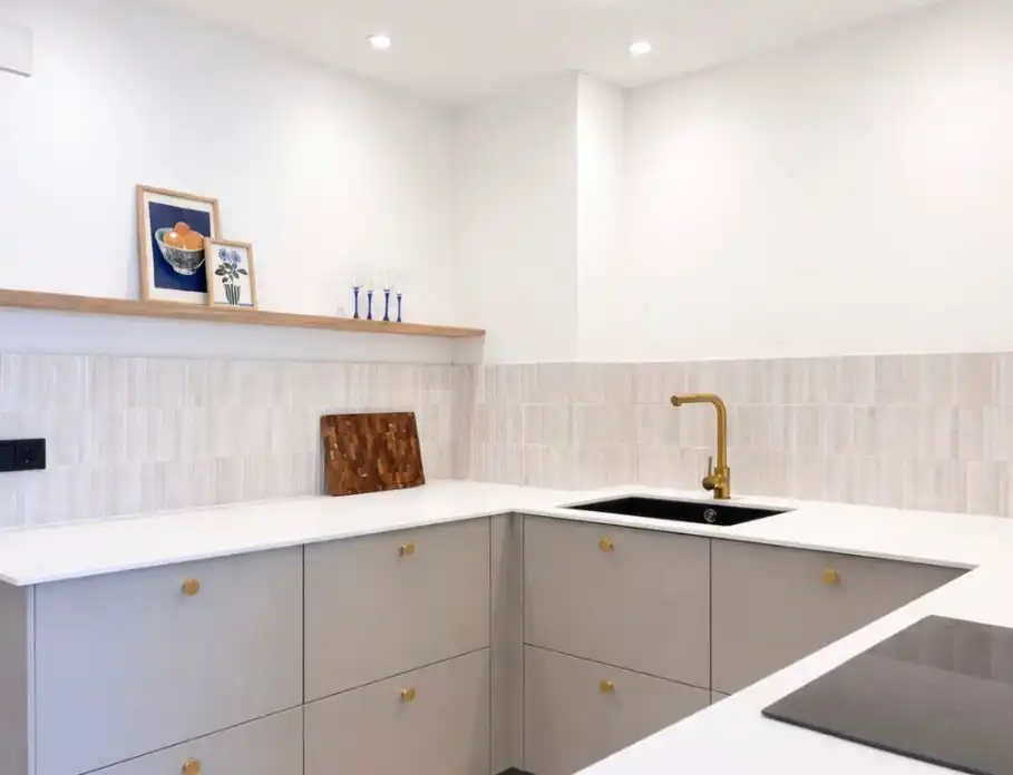 Cocina de Piso en venta en Fuengirola con Aire acondicionado, Terraza y Amueblado