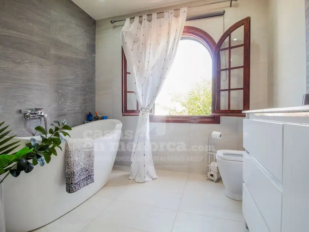 Casa amb piscina en venda a Cala Blanca, imagen 23