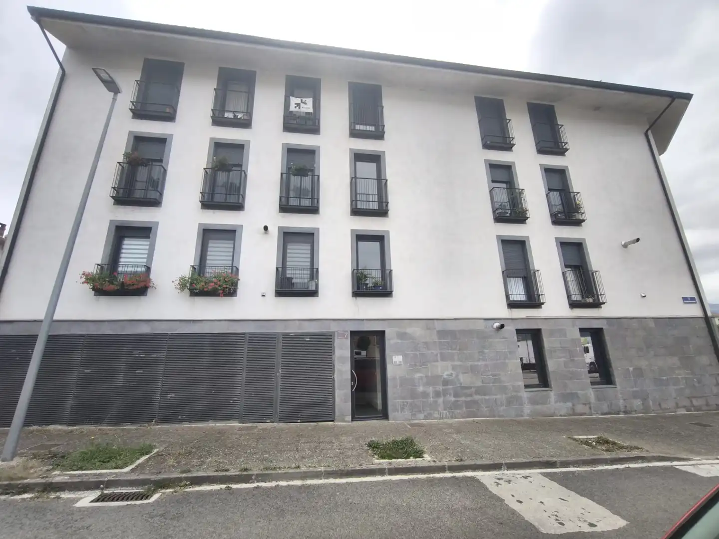 Vista exterior de Apartament en venda en Etxarri Aranatz amb Traster