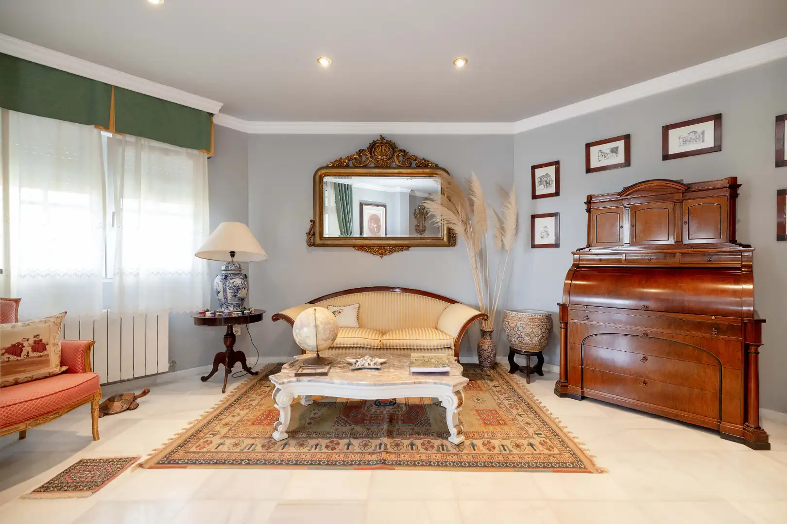 Sala de estar de Casa o chalet en venta en Málaga con Jardín privado, Terraza y Piscina