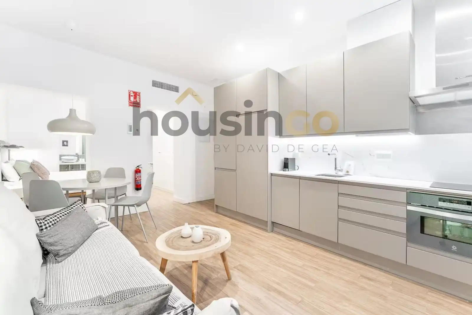 Sala d'estar de Estudi de lloguer en Madrid amb Aire condicionat, Calefacció i Terrassa