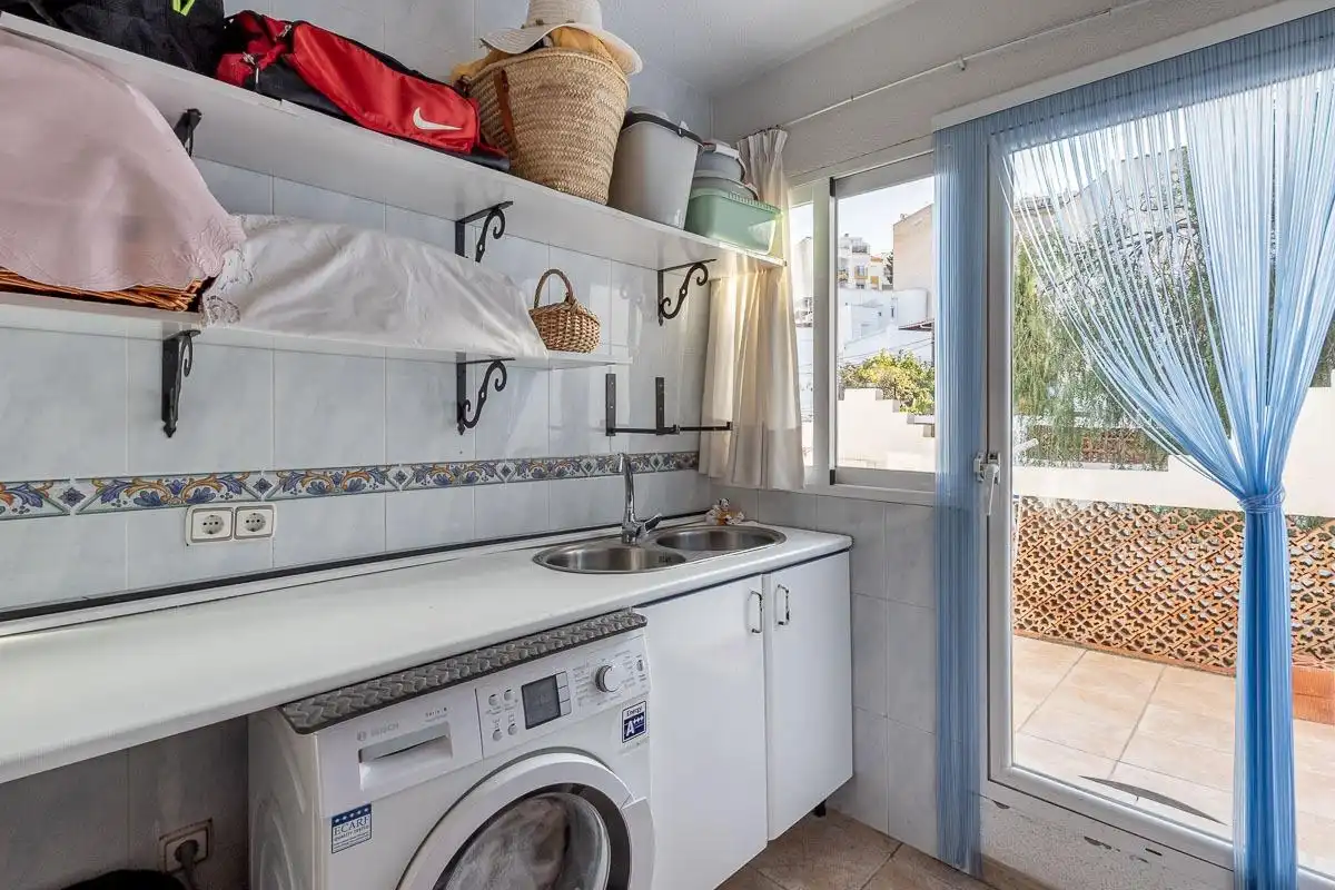 Cocina de Casa o chalet en venta en Almuñécar con Aire acondicionado, Calefacción y Jardín privado