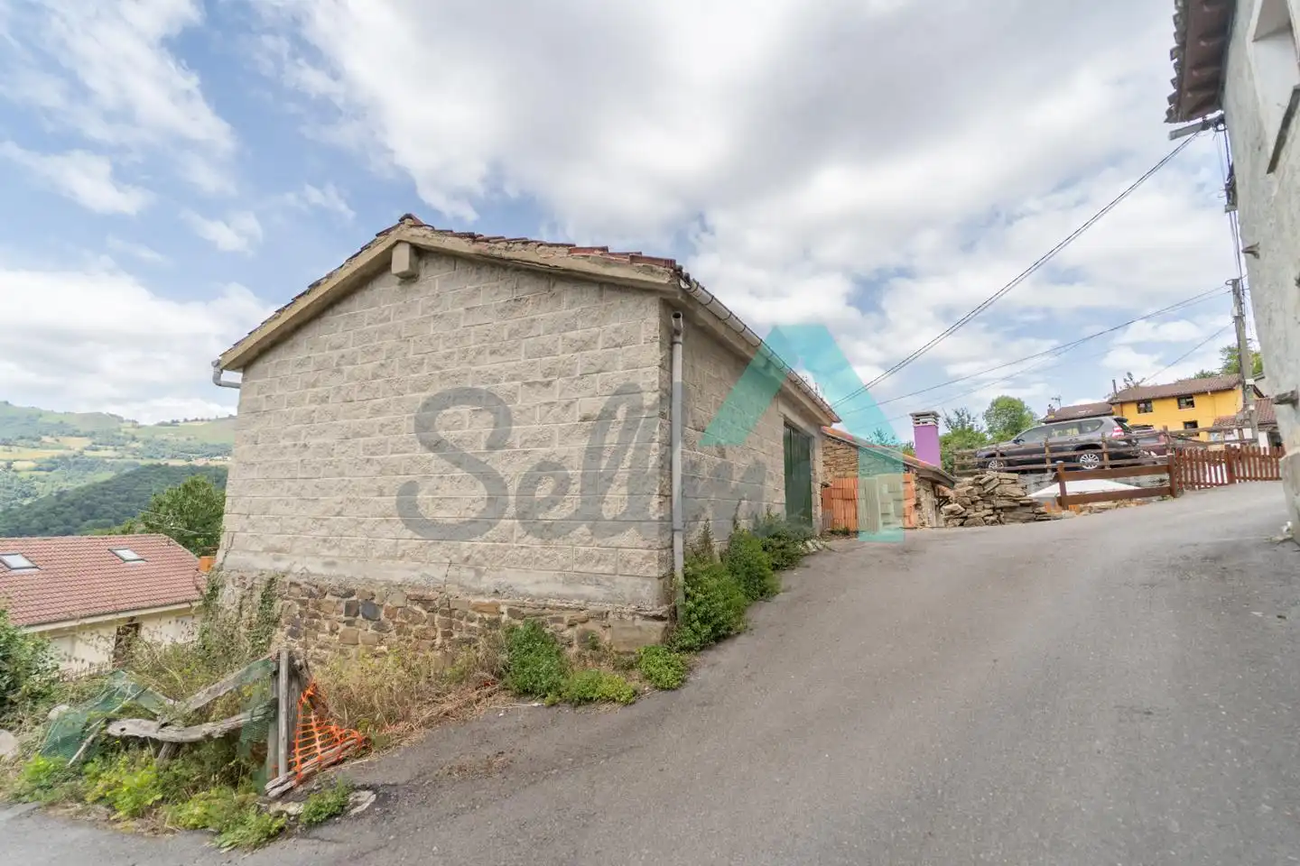 Exterior view of Houses for sale in Aller  with Heating, Private garden and Terrace