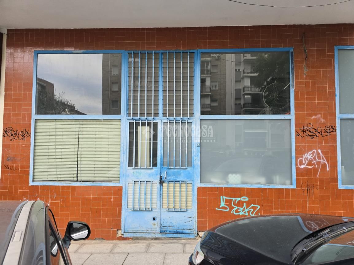 Exterior view of Premises for sale in Alcorcón