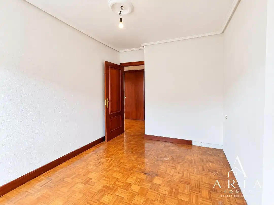 Piso con ascensor en venta en Saratsate Musikariaren Kalea, imagen 32
