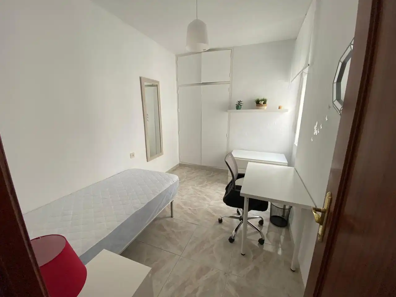 Flat for rent in Fray Leopoldo De Alpandeire, Pajaritos
