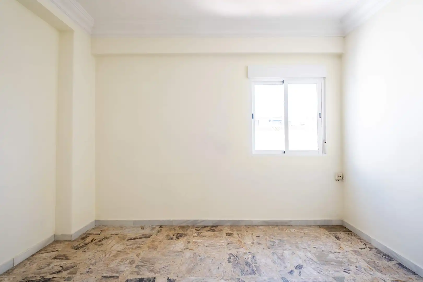 Habitación de Piso en venta en Zaragoza