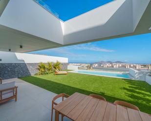 Terrassa de Casa adosada en venda en Las Palmas de Gran Canaria amb Aire condicionat, Jardí privat i Terrassa