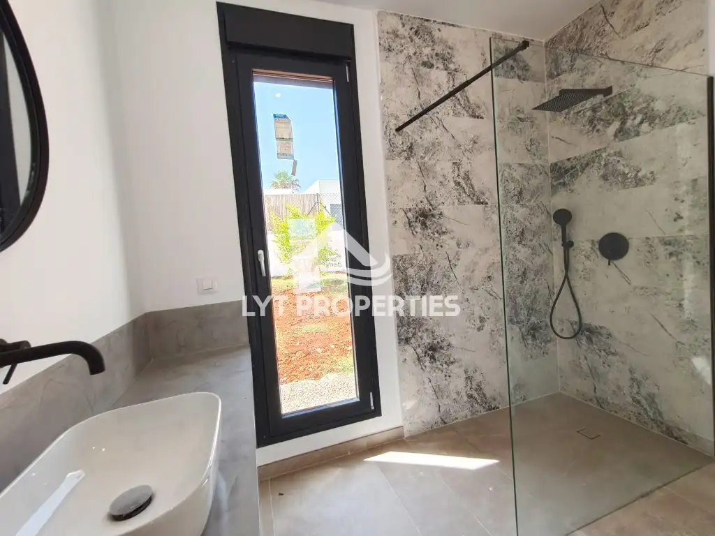 Bathroom of Houses for sale in Jávea / Xàbia  with Air Conditioner, Private garden and Terrace