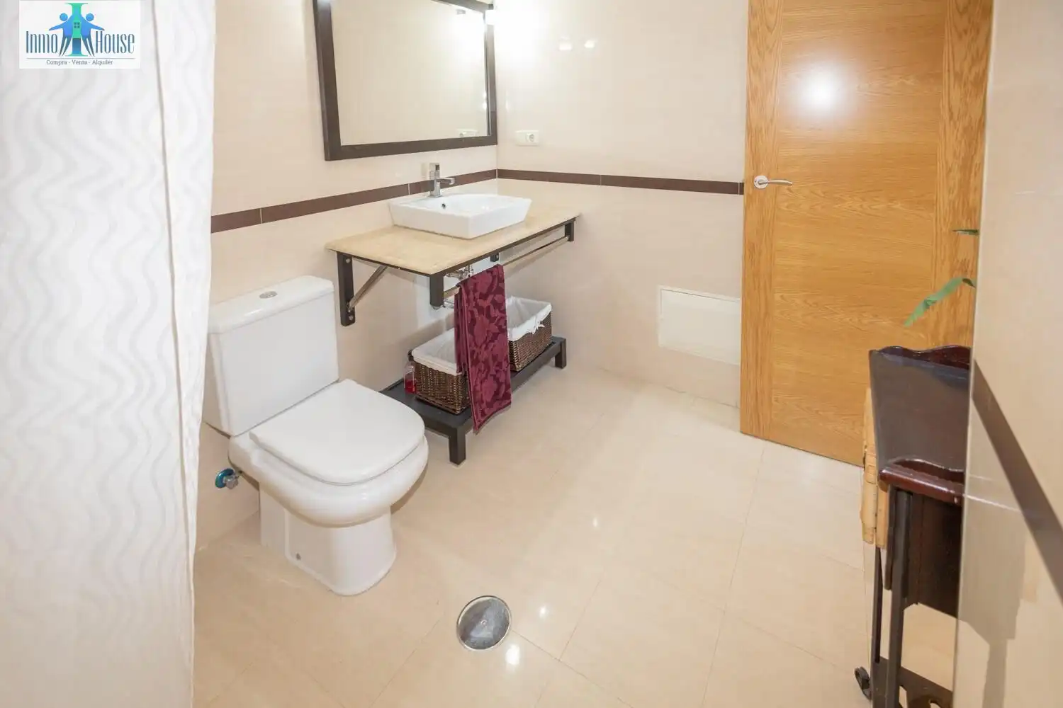 Baño de Piso en venta en Albacete con Aire acondicionado, Calefacción y Trastero
