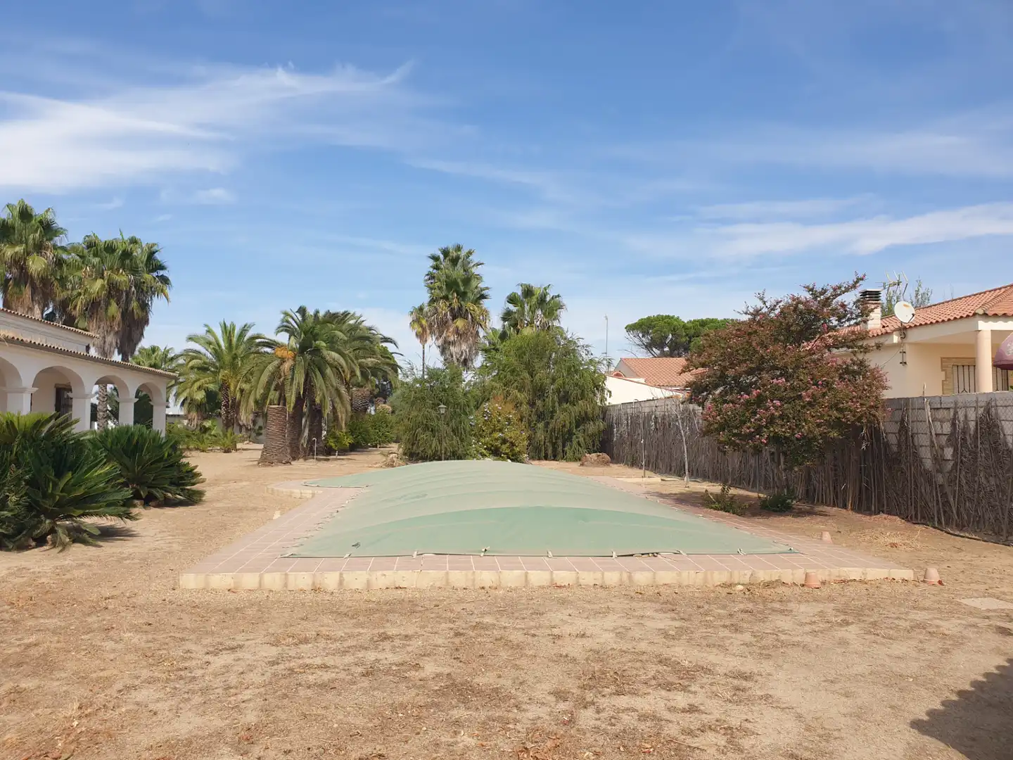 Chalet con piscina en venta en Parque de la Constitución 5a, imagen 4