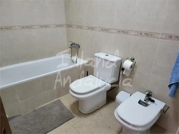 Adossat amb piscina en venda a Fuente de Piedra, imagen 13