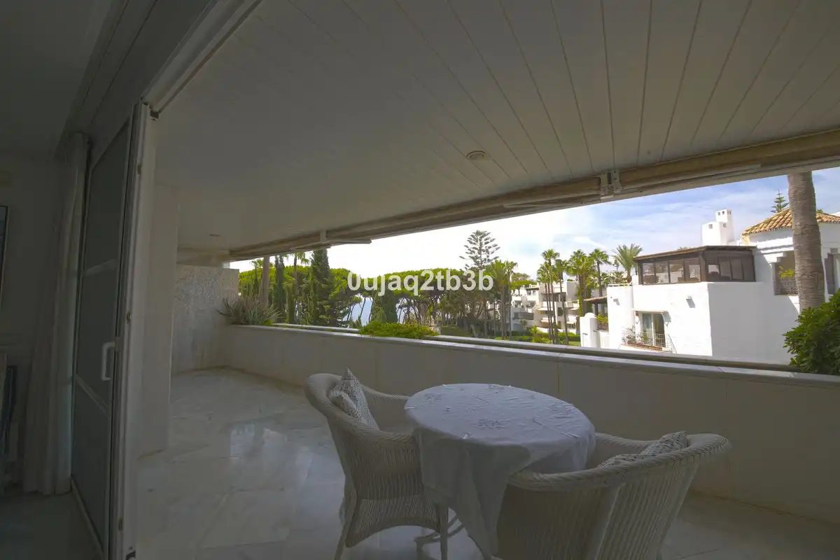 Apartamento con piscina en venta en Calle Pepe Carleton