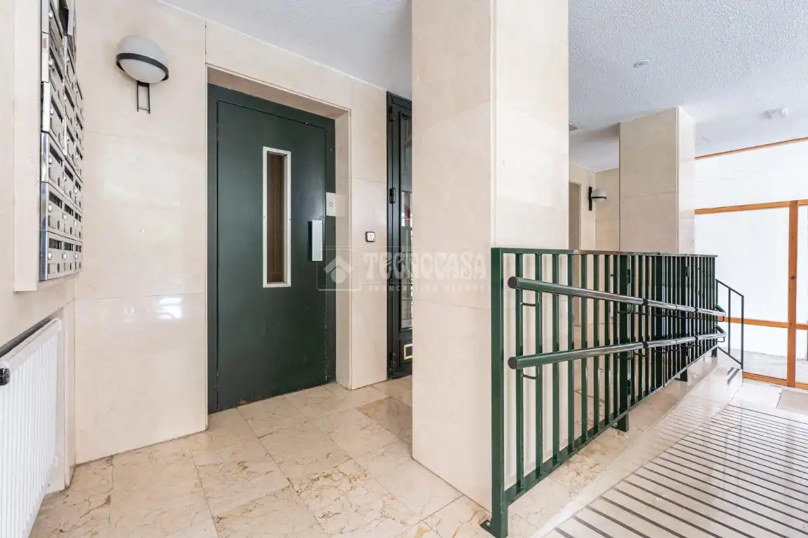 Piso en venta en Madrid con Aire acondicionado, Calefacción y Terraza
