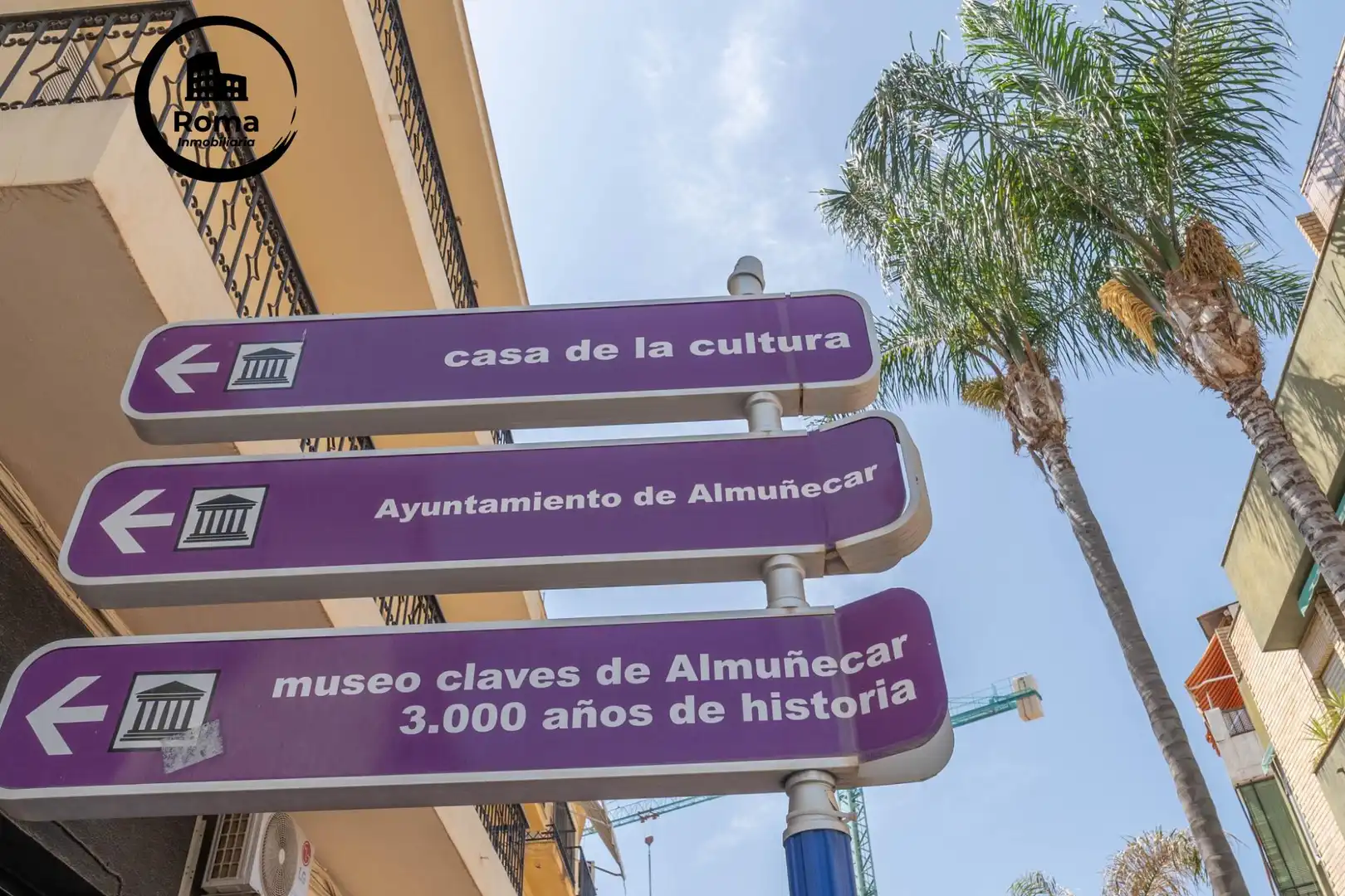 Exterior view of Houses for sale in Almuñécar