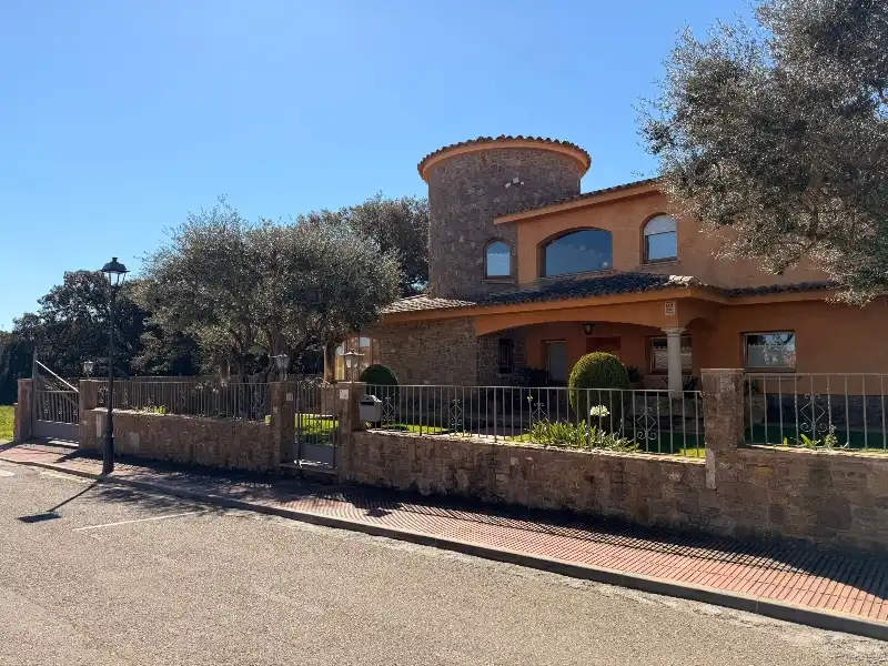 Exterior view of Houses for sale in Mont-ras  with Air Conditioner, Heating and Private garden