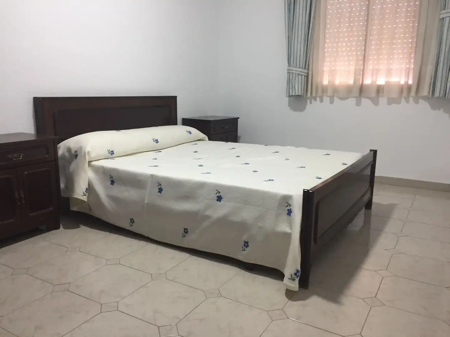 Flat with terrace to rent in Calle Lezcano, imagen 11