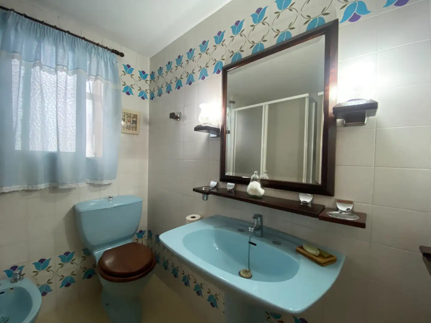 Baño de Piso en venta en Alicante / Alacant con Aire acondicionado, Amueblado y Balcón