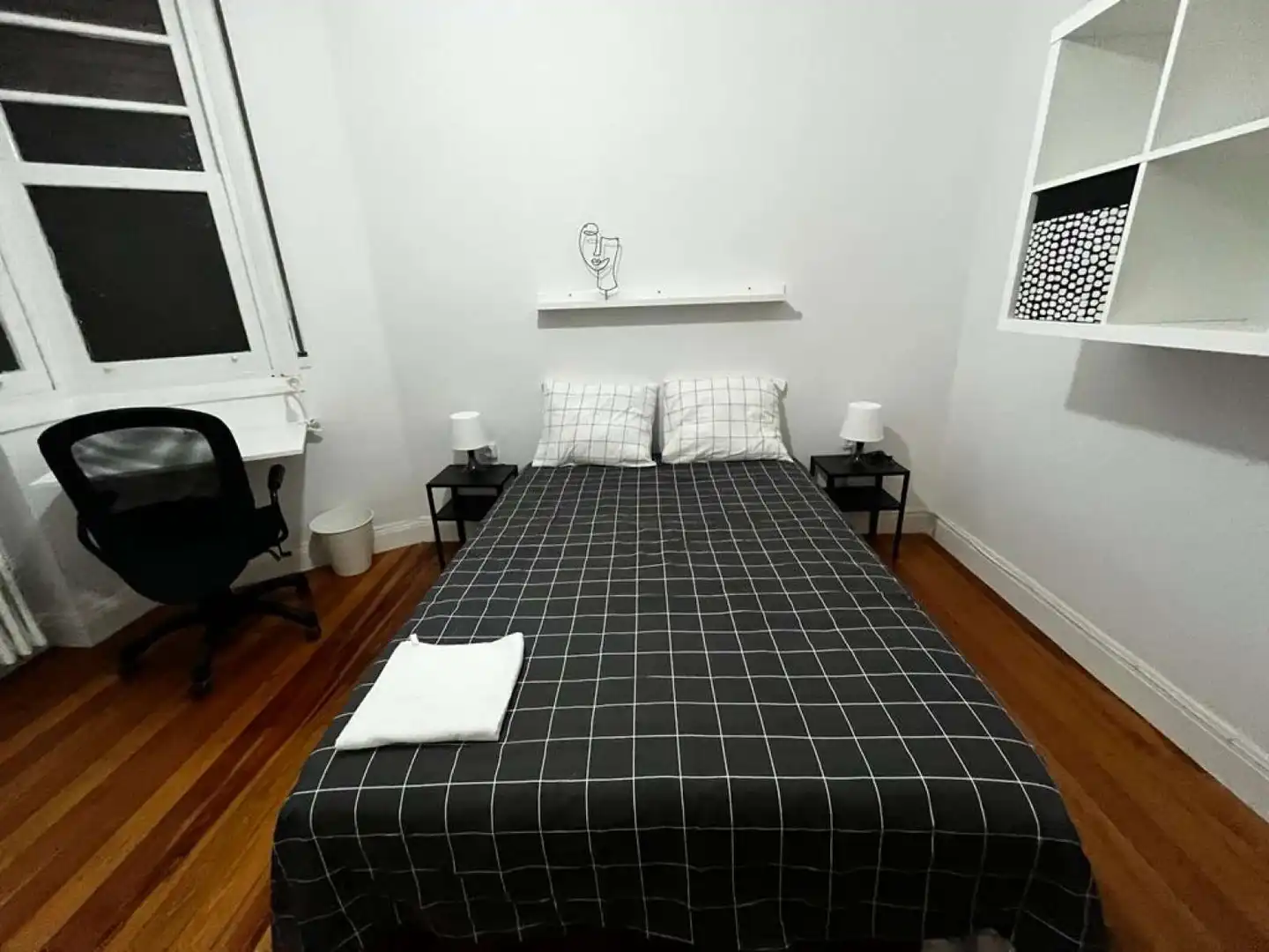 Bedroom of Flat for share in Bilbao   with Air Conditioner and Terrace