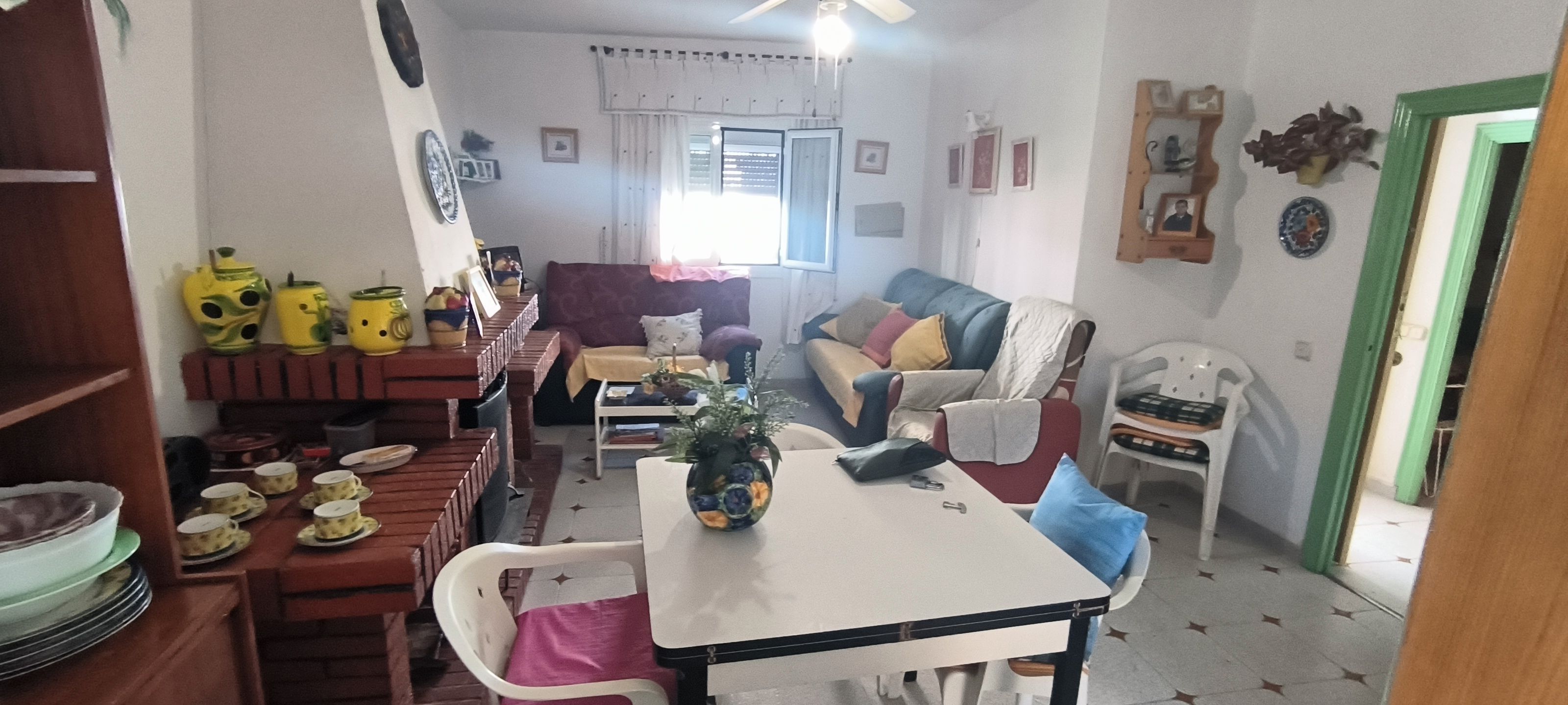Sala d'estar de Casa o xalet en venda en Senés amb Terrassa i Moblat
