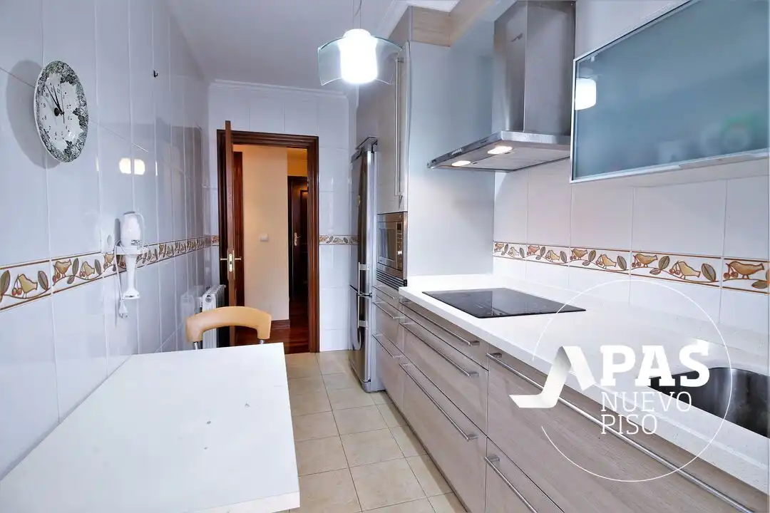 Cocina de Piso en venta en Entrambasaguas, Cantabria
