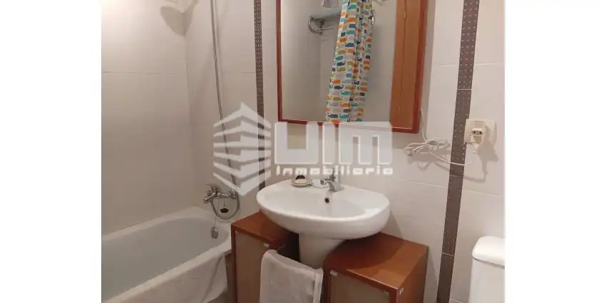Bathroom of Flat for sale in Sagunto / Sagunt  with Air Conditioner, Terrace and Swimming Pool