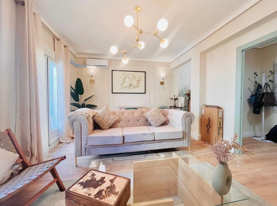Living room of Apartment to rent in  Valencia Capital  with Air Conditioner, Heating and Parquet flooring