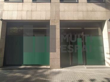 Business premises to rent in Carrer de Calàbria
