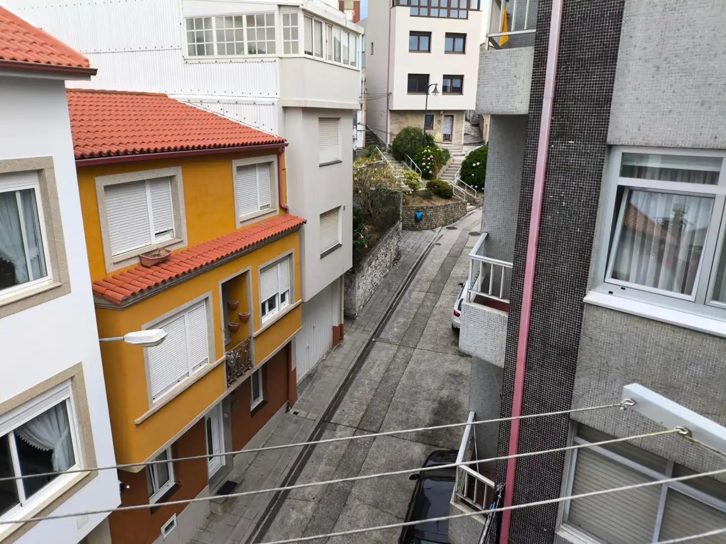 Vista exterior de Piso en venta en Ponteceso con Amueblado y Balcón