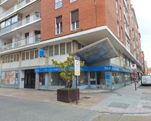 Vista exterior de Oficina en venda en Palencia Capital amb Calefacció