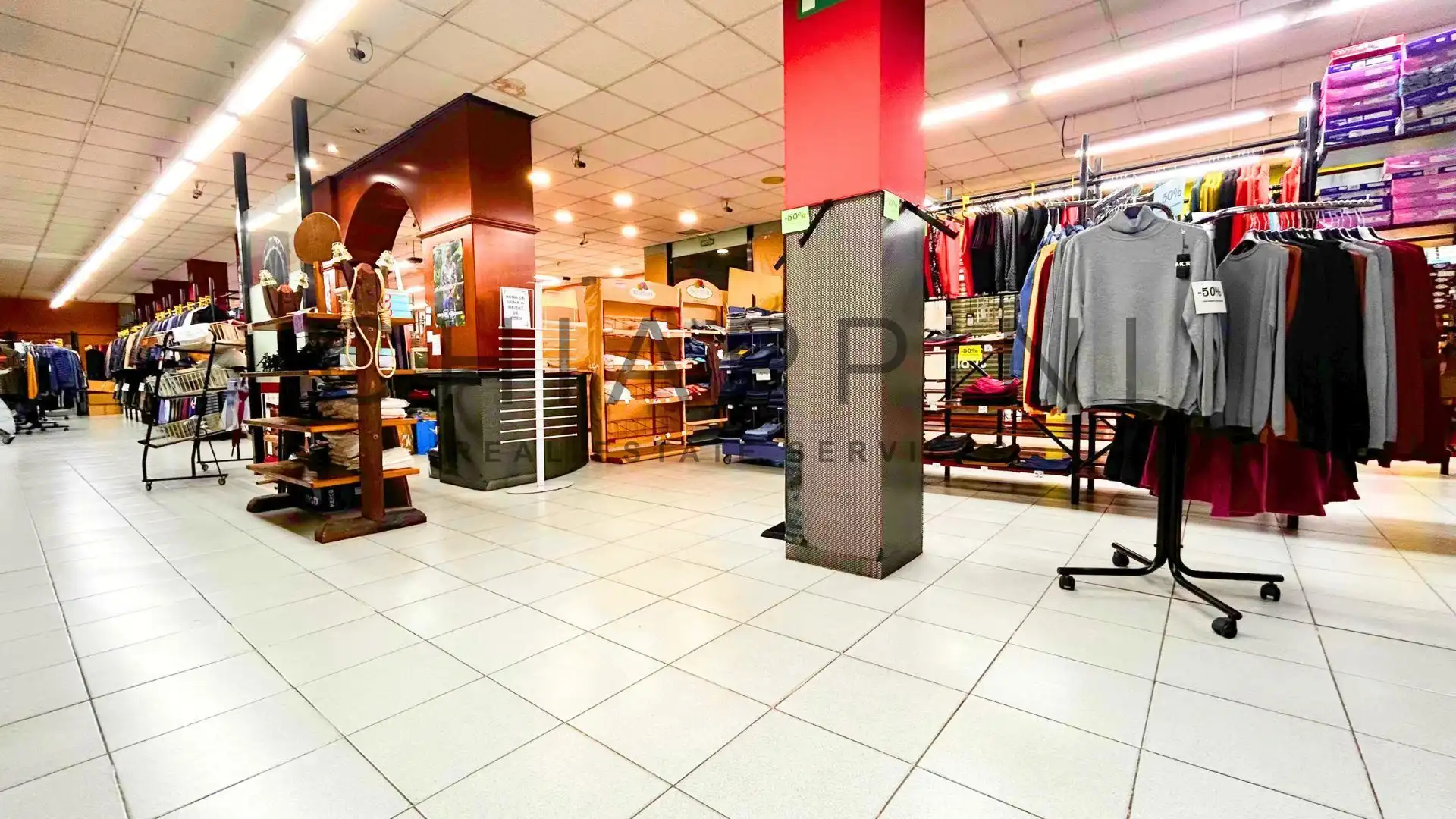 Local comercial en venda a Manlleu, imagen 12