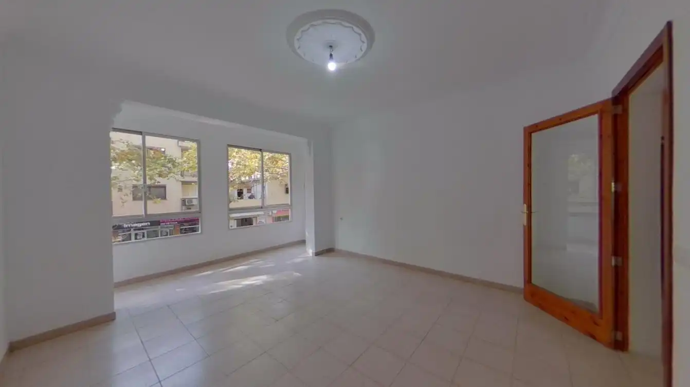Piso en venta en C/ Benet Pons i Fabregues