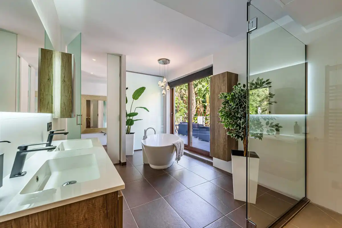 Baño de Casa o chalet en venta en Marbella con Terraza y Piscina