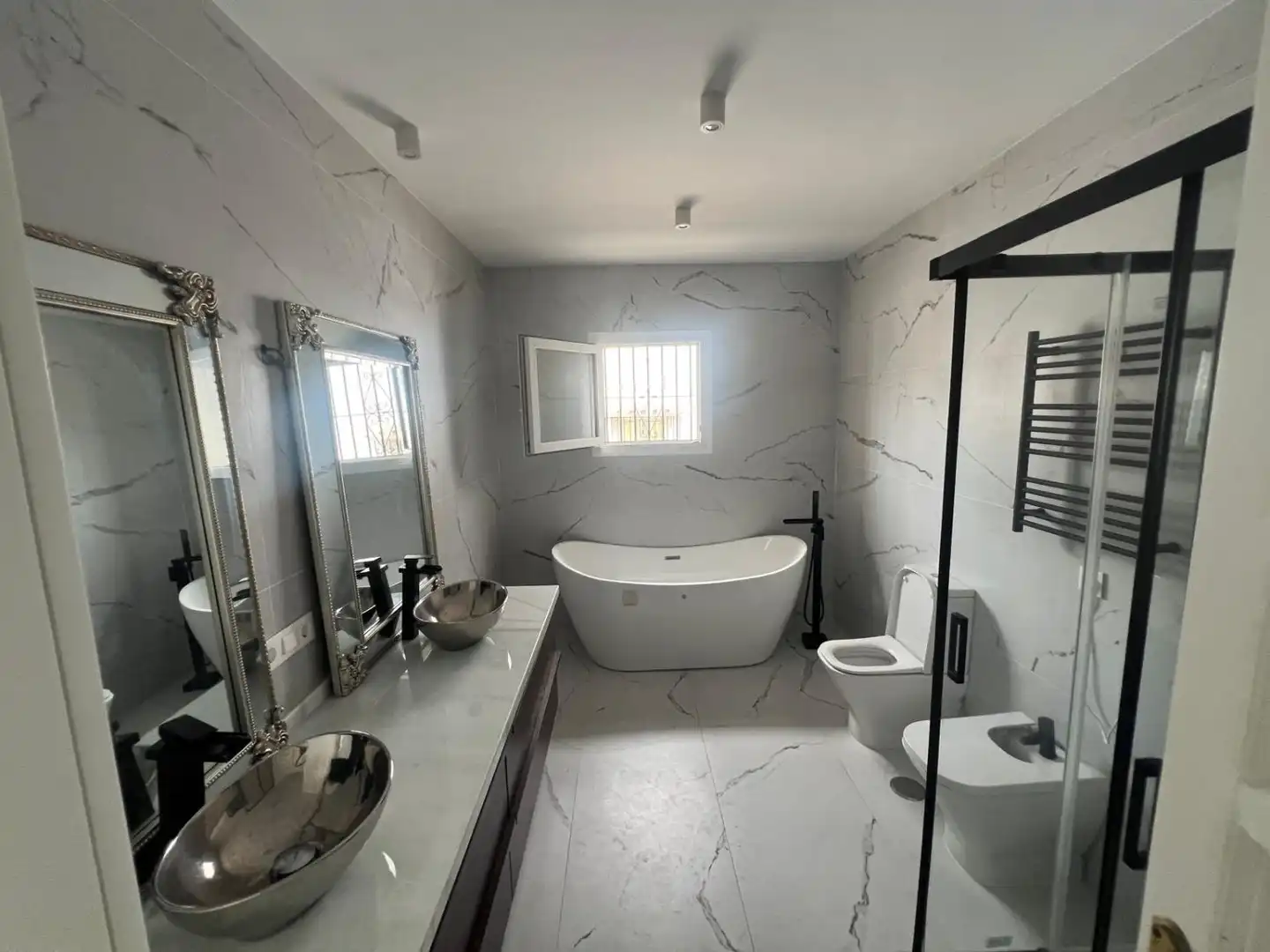 Chalet con piscina en venta en El Faro de Calaburra - Chaparral, imagen 18