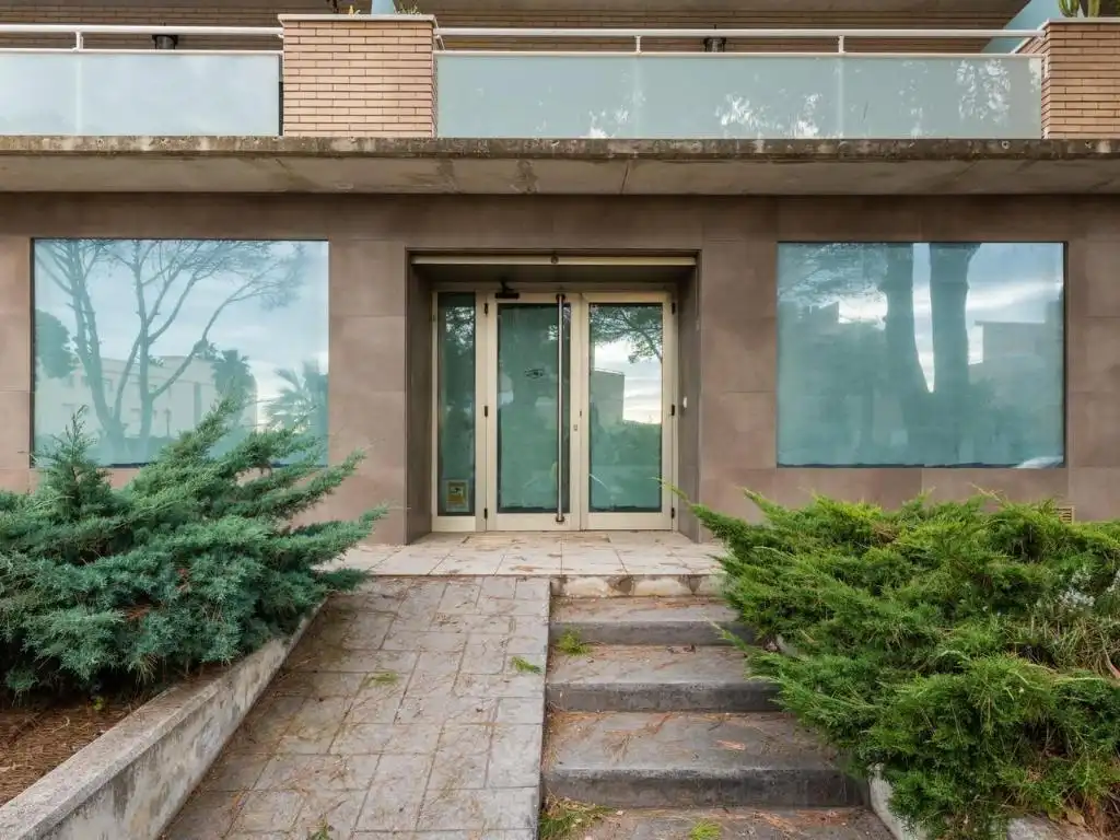 Vista exterior de Local en venta en Benicarló