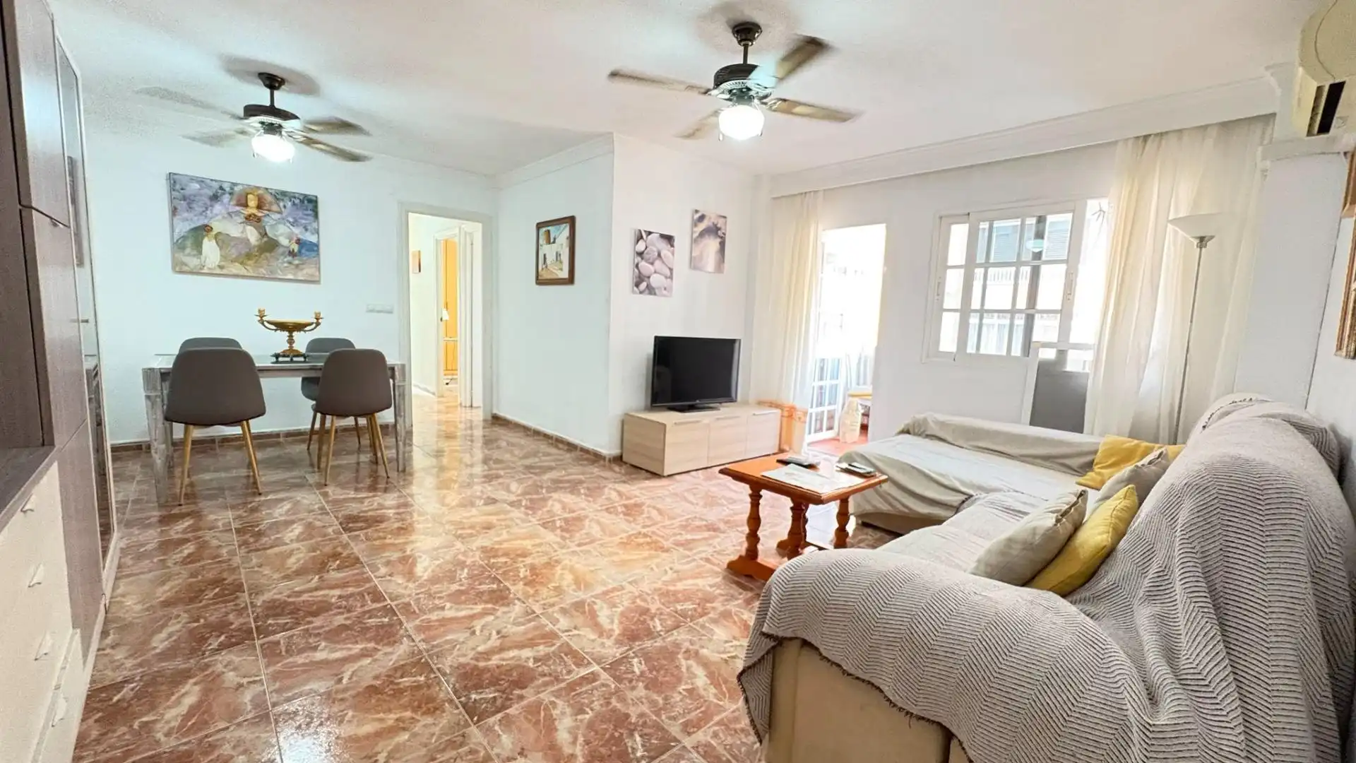 Sala de estar de Piso de alquiler en Málaga con Aire acondicionado, Amueblado y Balcón