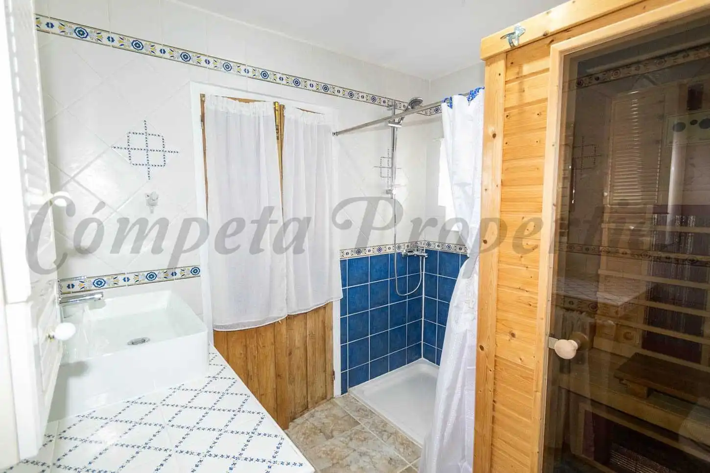Baño de Casa o chalet en venta en Torrox Pueblo