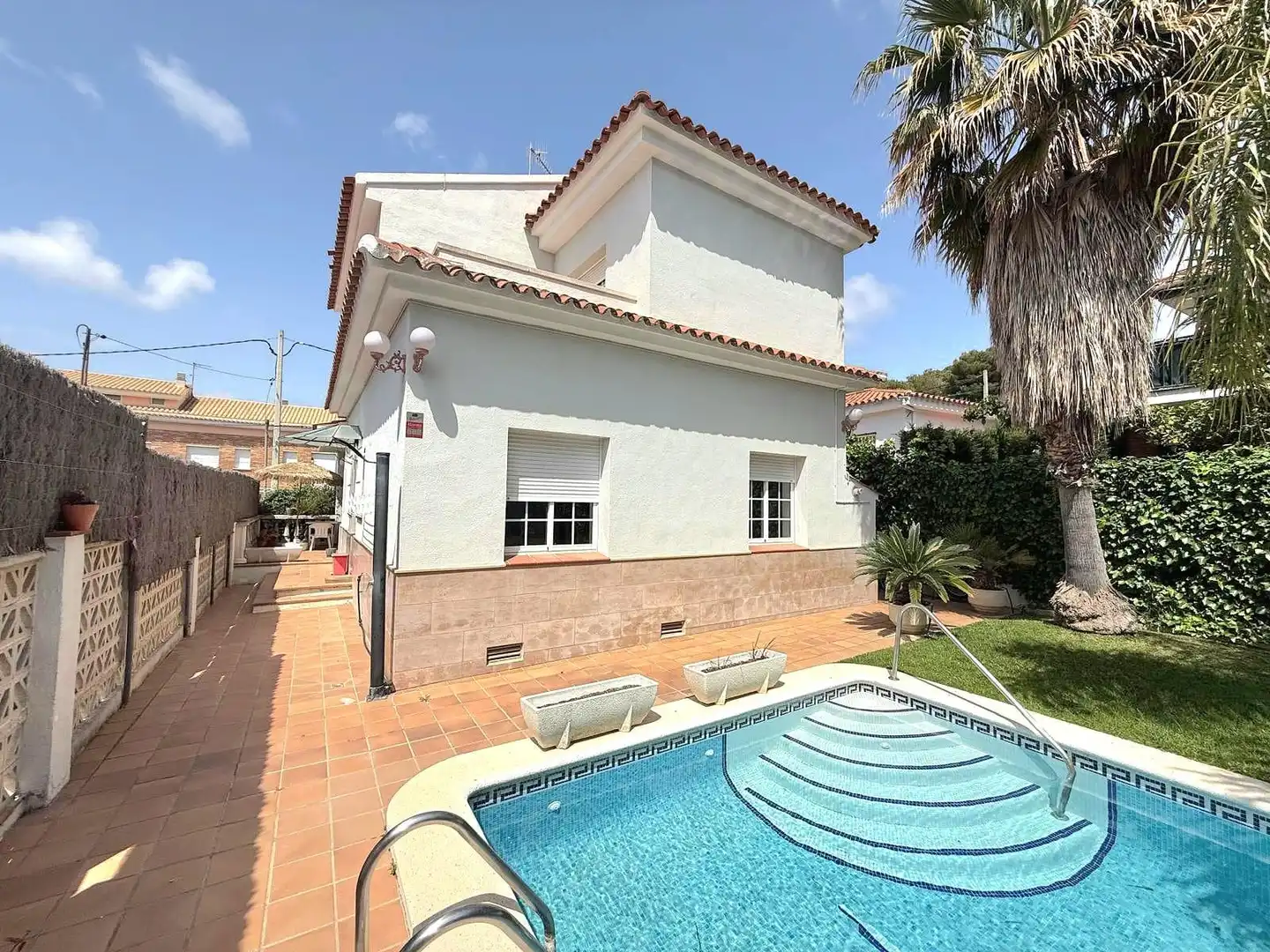 Villa mit Pool zum Verkauf in Segur de Calafell