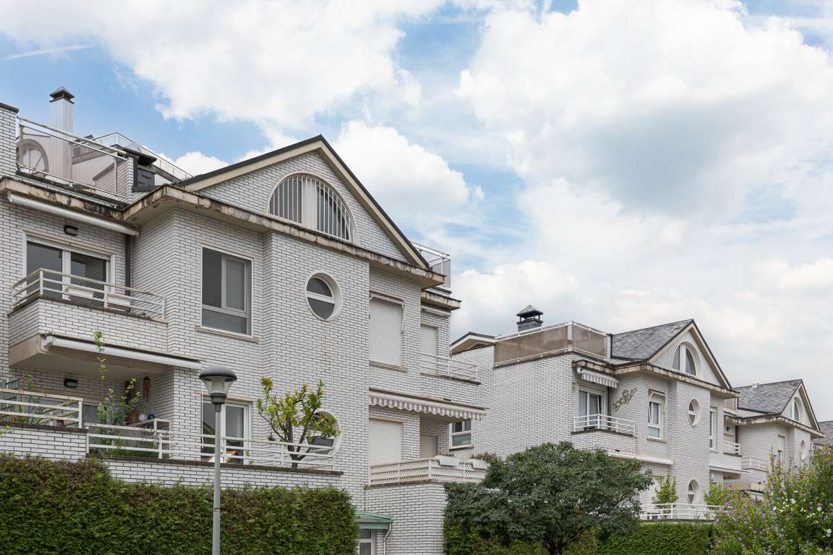 Exterior view of Duplex for sale in Donostia - San Sebastián   with Heating, Terrace and Storage room