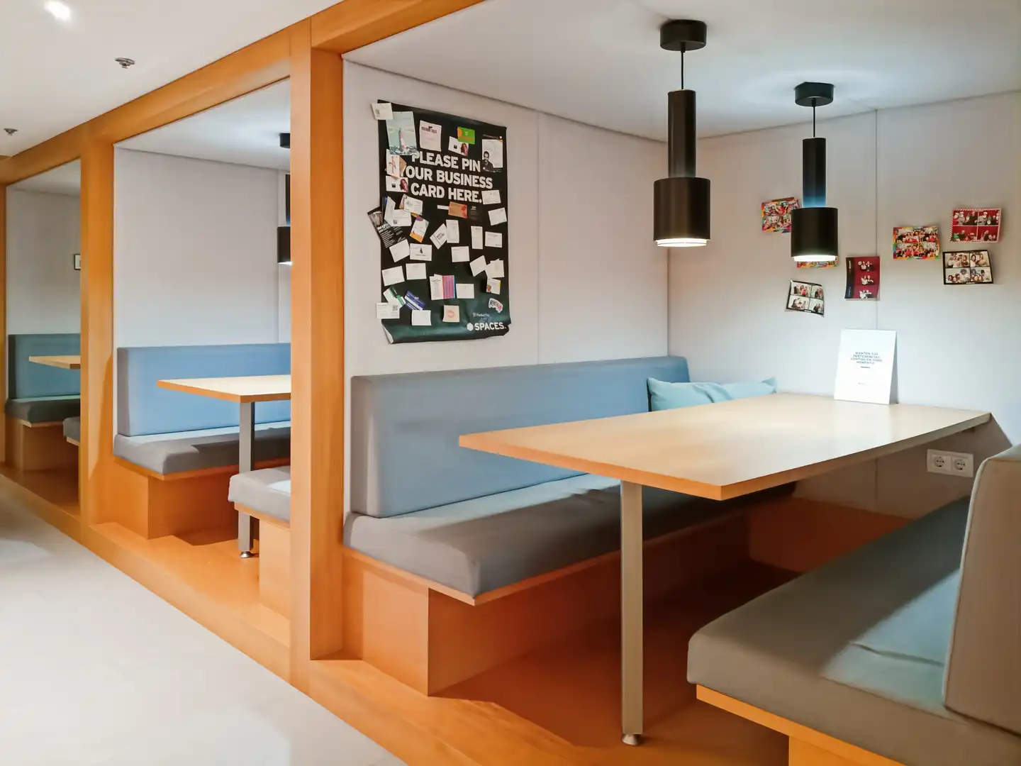 Esszimmer von Büro zur Miete in Barcelona mit Klimaanlage, Heizung und Möbliert
