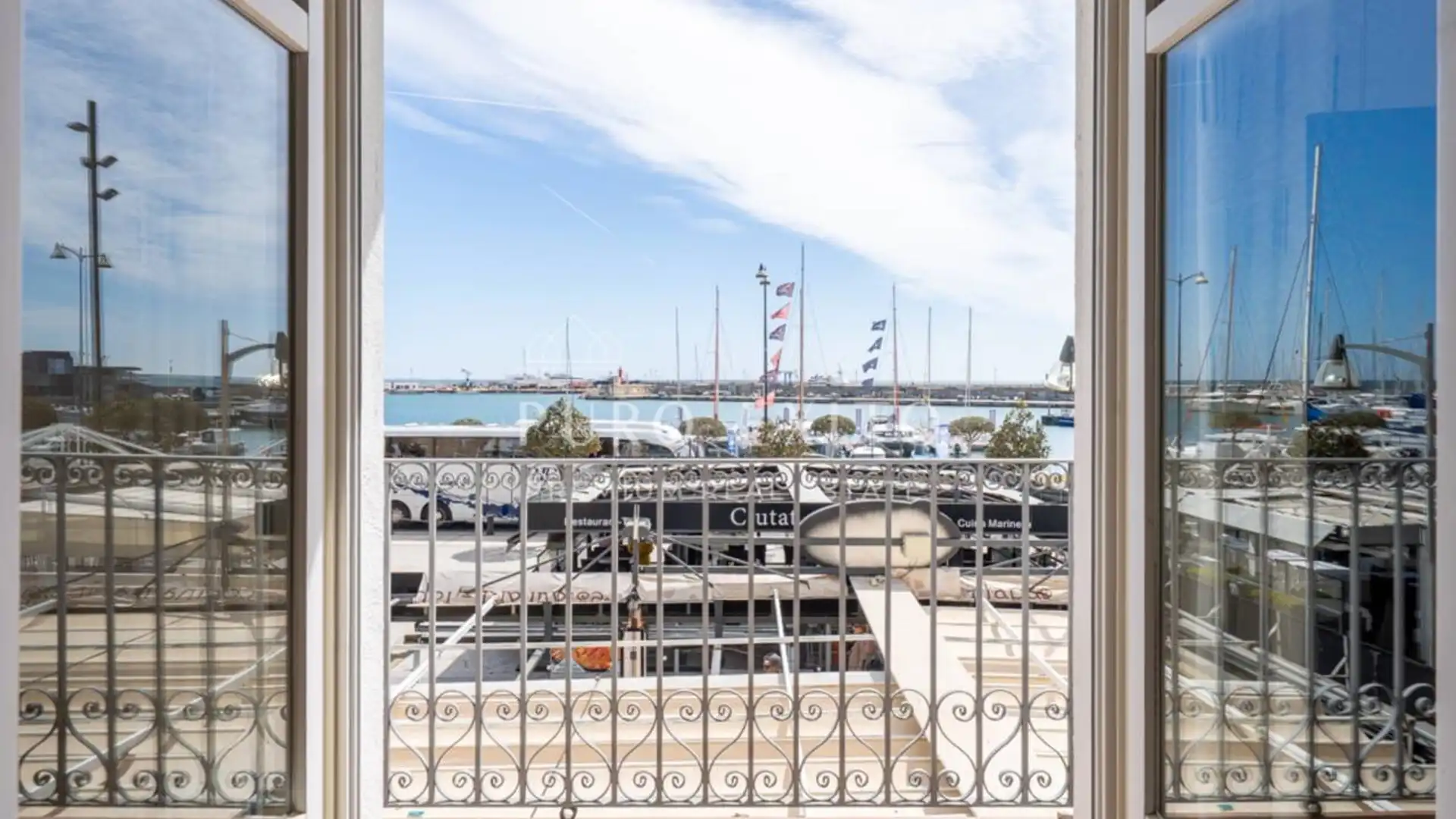 Dormitori de Pis en venda en Cambrils amb Aire condicionat, Terrassa i Moblat