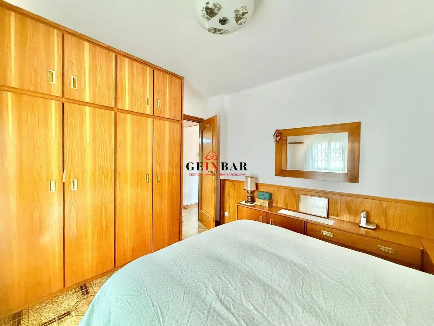 Habitación de Piso en venta en L'Hospitalet de Llobregat con Aire acondicionado, Calefacción y Terraza
