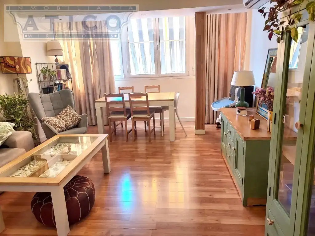 Sala de estar de Piso en venta en Sevilla con Aire acondicionado, Jardín privado y Piscina