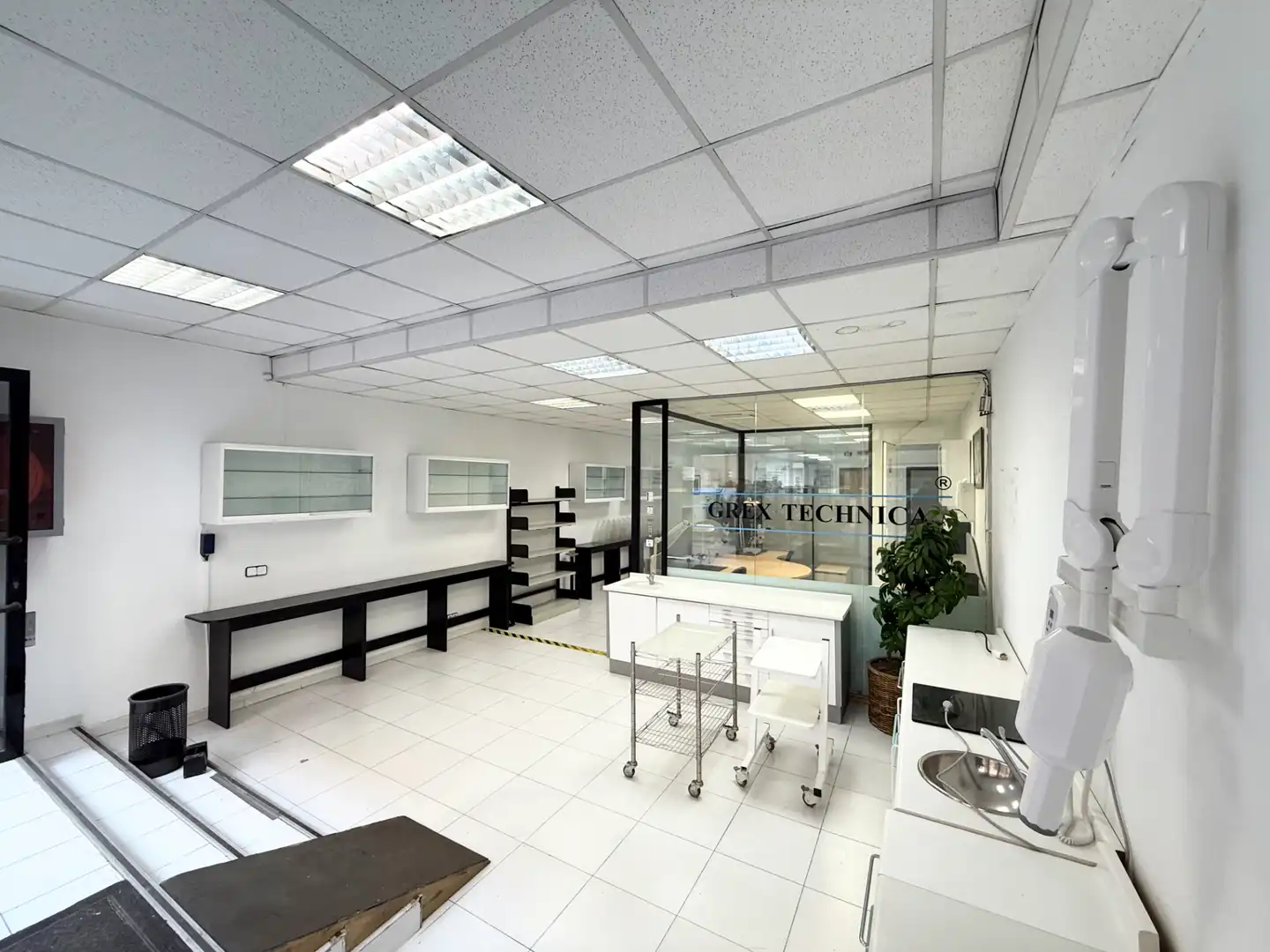 Commercial properties for rent in Barcelona  with Air Conditioner and Heating