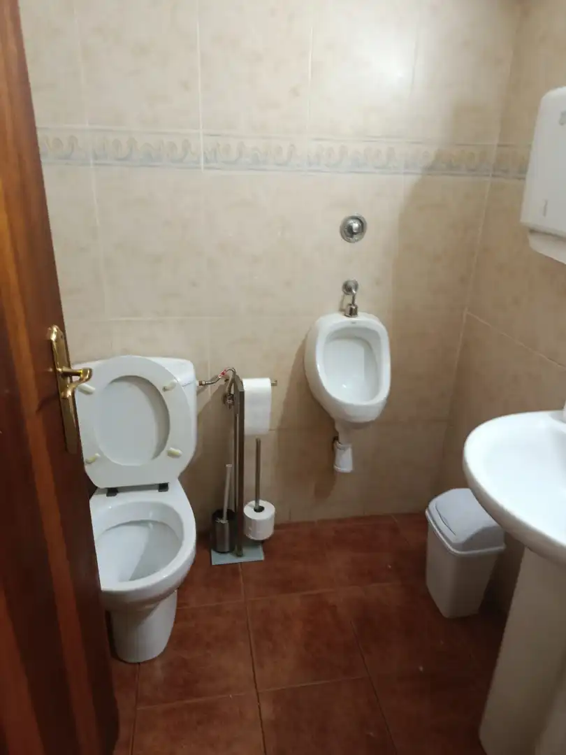 Local comercial en traspàs a Nou Eixample Nord, imagen 5