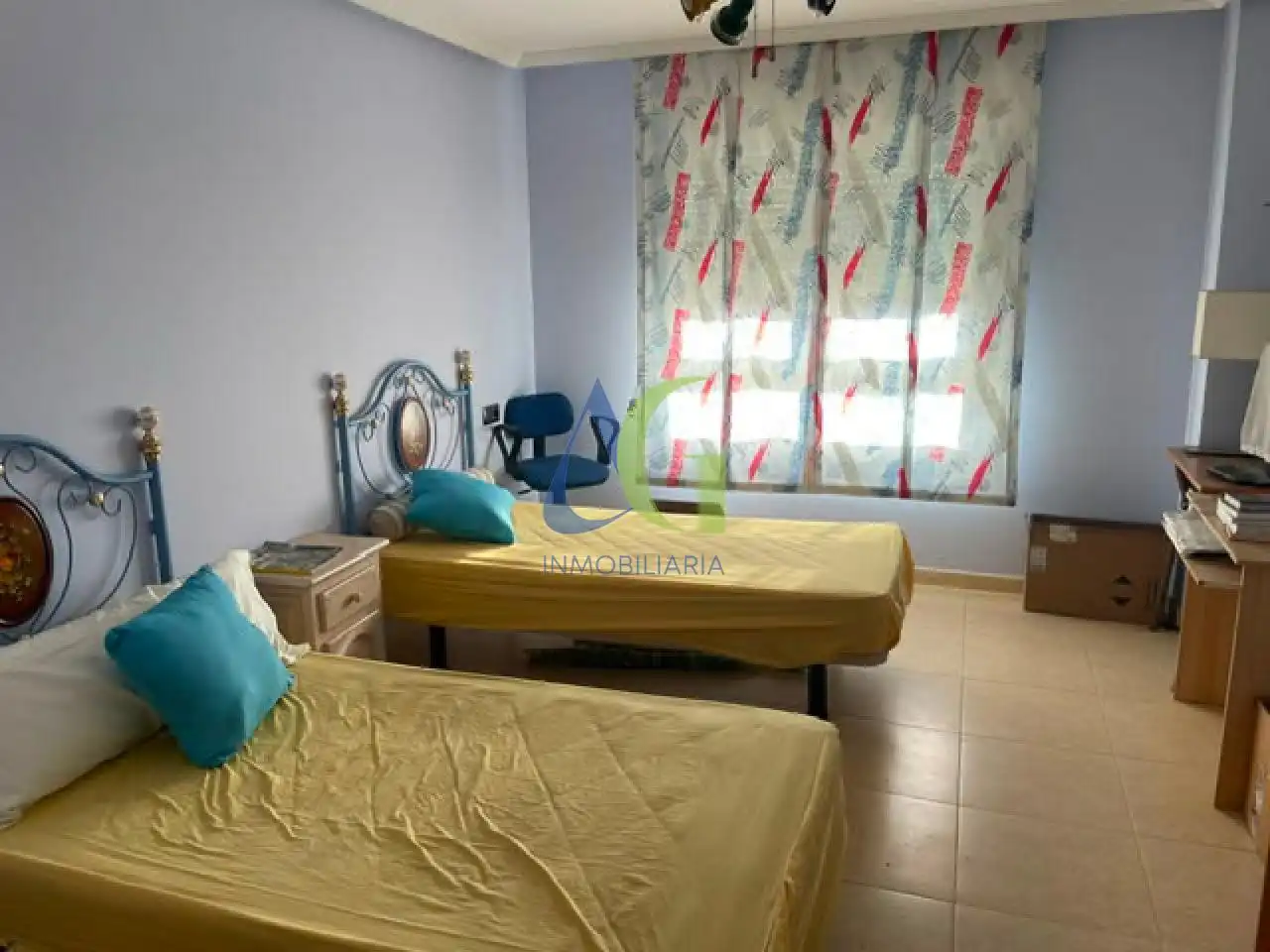 Dormitori de Casa o xalet en venda en Sariegos amb Calefacció, Jardí privat i Parquet