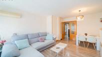 Living room of Flat for sale in Fuenlabrada  with Air Conditioner, Heating and Terrace
