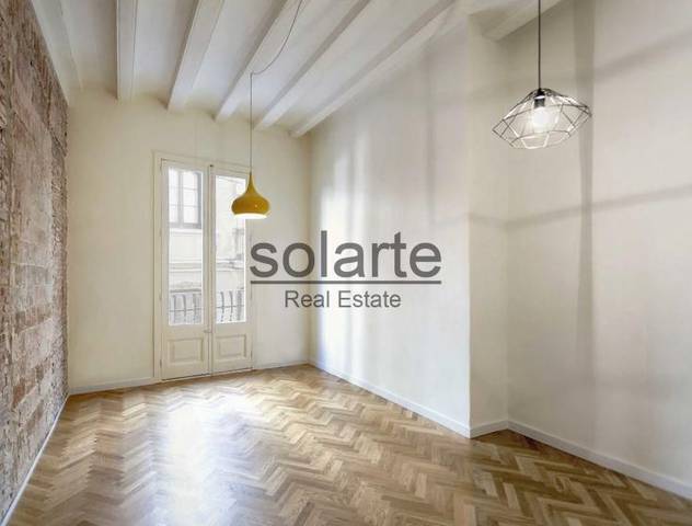 Piso en Venta en De Les Corts Catalanes en Sant Antoni