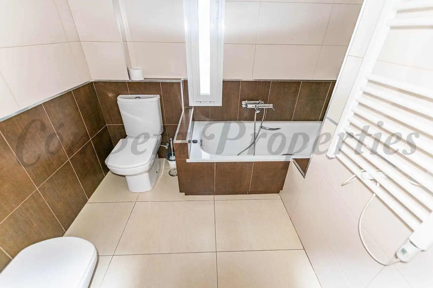 Casa amb piscina en venda a Sayalonga, imagen 24